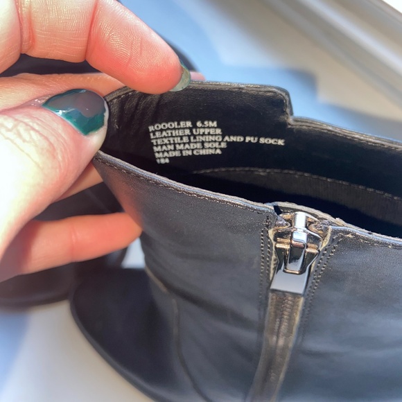 Steve Madden Roooler Booties - Picture 9 of 10